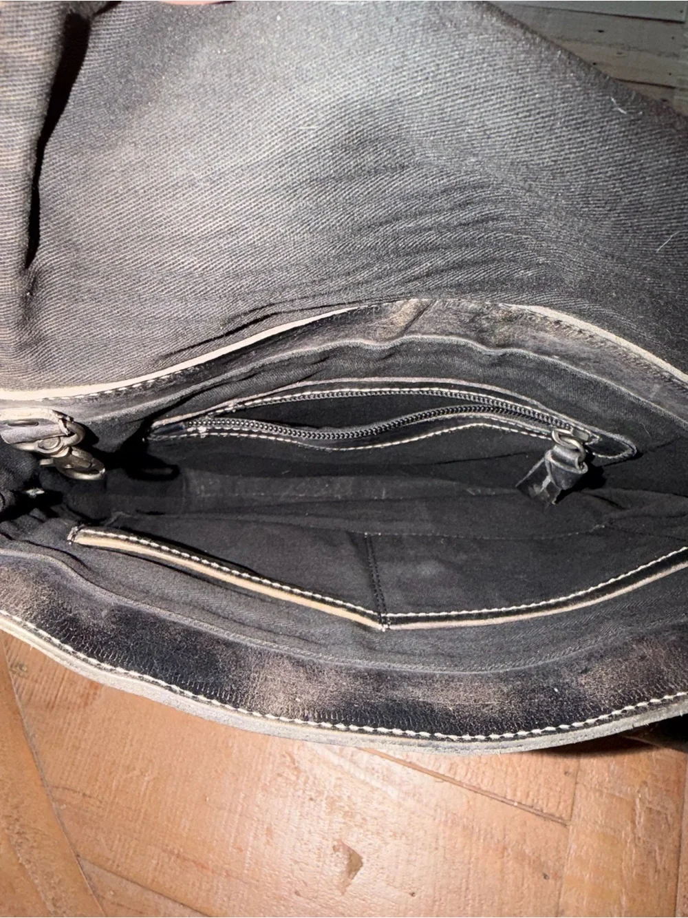 Leather Crossbody Messenger Bag - Distressed Black
